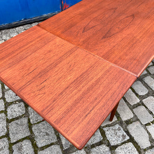 Esstisch Teak ausziehbar aus Dänemark