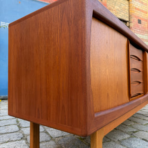 Sideboard Teak von Burchardt Nielsen für Dyrlund