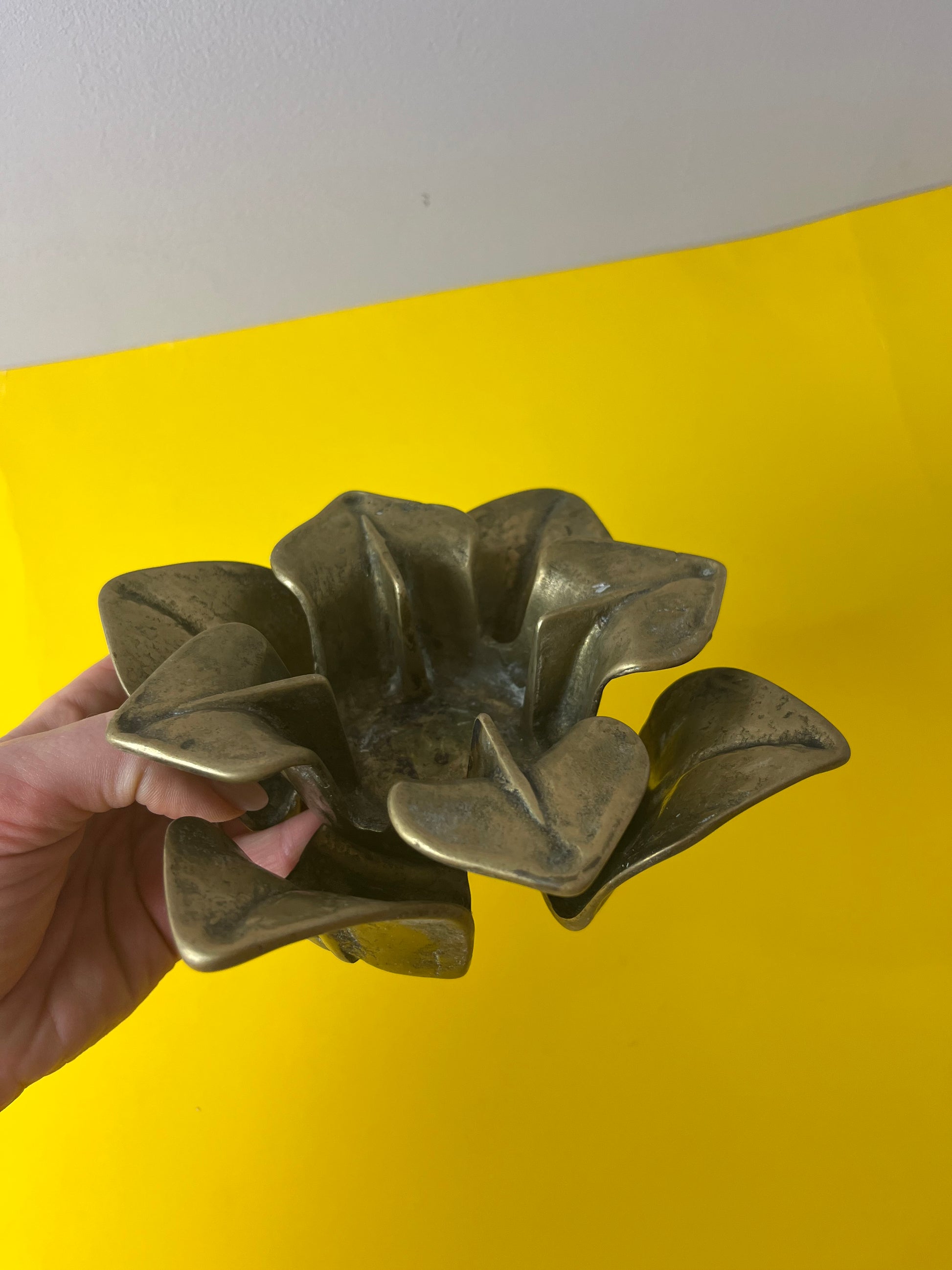 Kerzenständer Messing in Blütenform