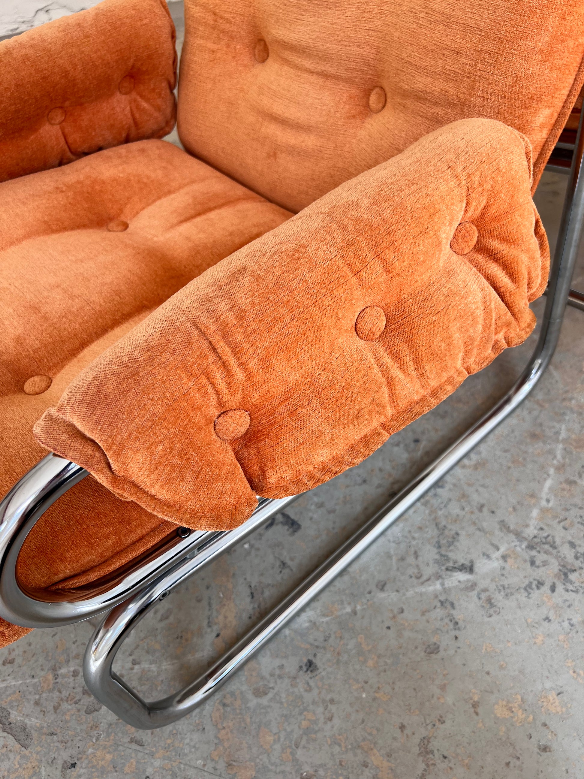 Sessel Halina orange Chrom von Hellerau