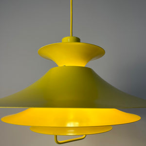Lamellenlampe neu lackiert gelb aus Dänemark