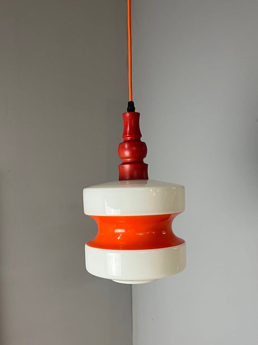 Hängelampe weiß orange rot