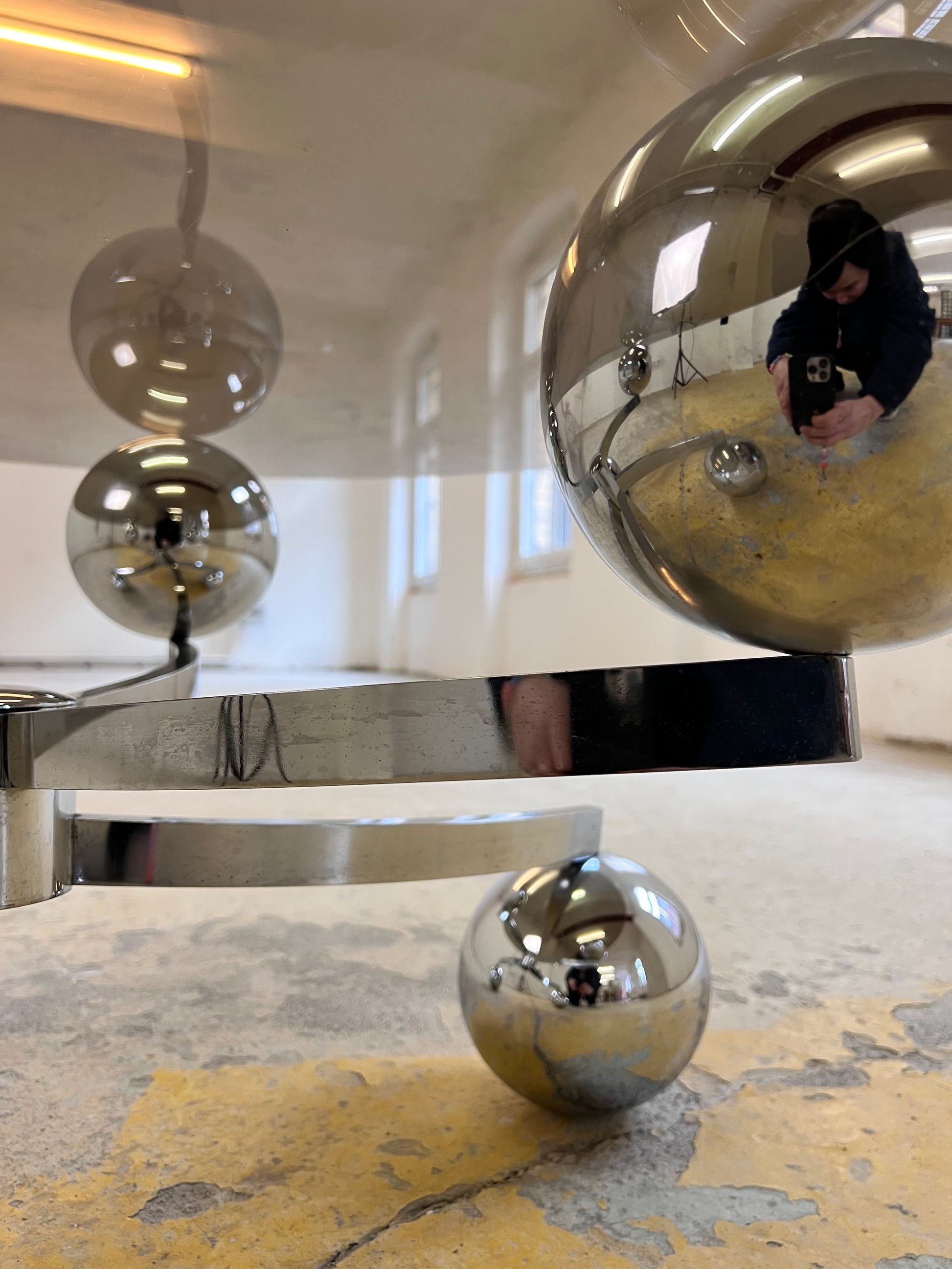 Couchtisch „Atomic“ Glas & Chrom