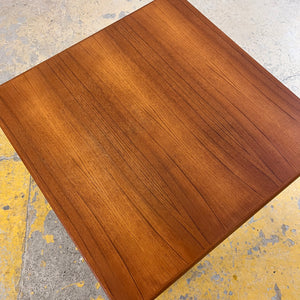 Ausziehbarer quadratischer Esstisch Teak von Vejle