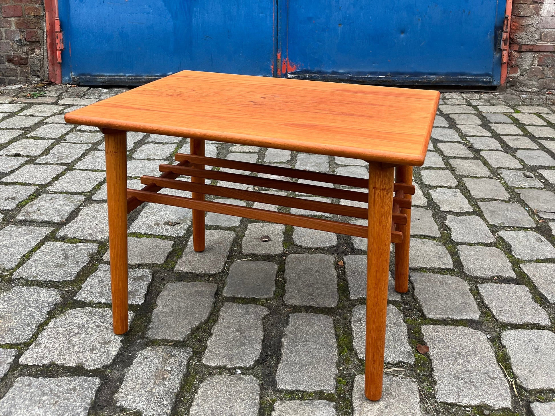 Couchtisch Teak mit Ablage aus Dänemark