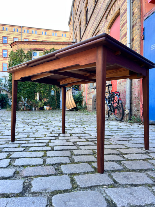 Esstisch Teak ausziehbar aus Dänemark
