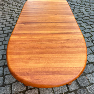 Ovaler ausziehbarer Esstisch Teak von Snedkergaarden