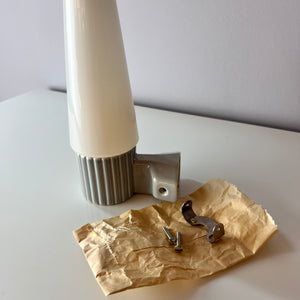 Wandlampe Modell 6020 grau Sigvard Bernadotte für Ifö