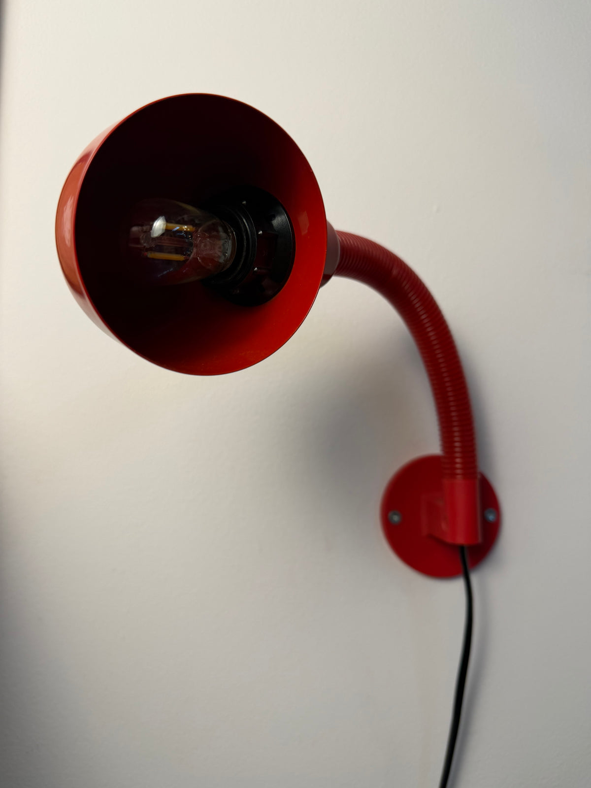 Wandlampe rot von Laoni