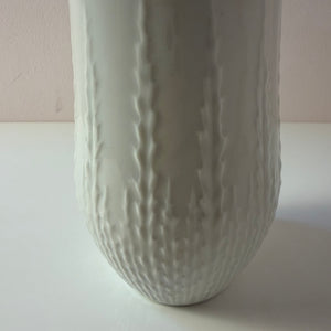 Vase weiß Porzellan von Hans Achtziger für Hutschenreuther