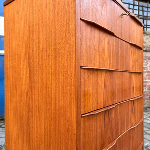 Kommode Teak mit Schloss aus Dänemark