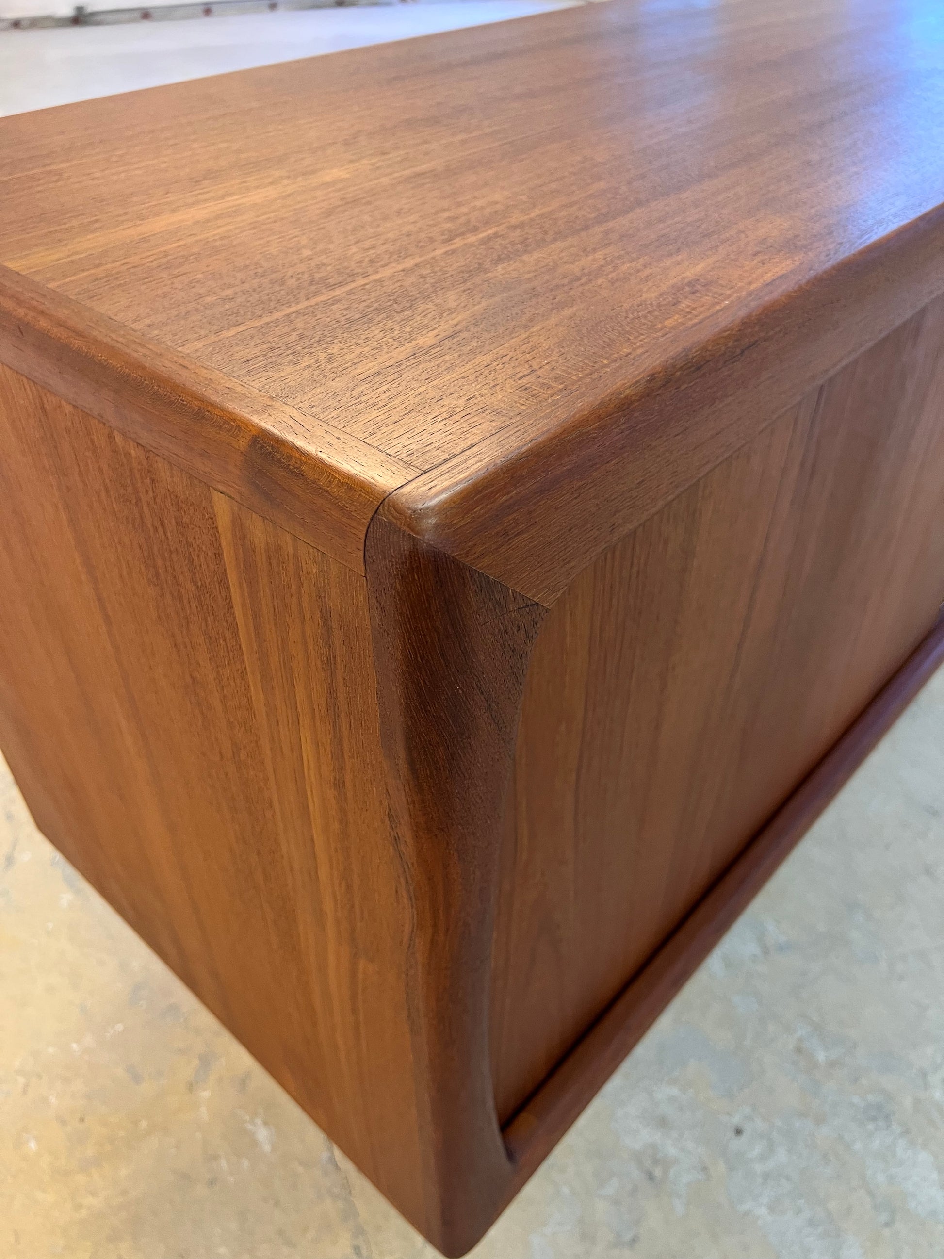 Sideboard Teak von H.P. Hansen - Breite 220 cm