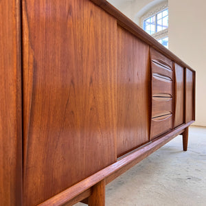 Sideboard Teak von Dyrlund
