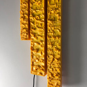 Wandlampe gelb von Uwe Mersch