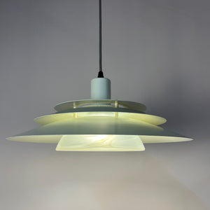 Lamellenlampe weiß mit marmorierter Glaslamelle von Jeka