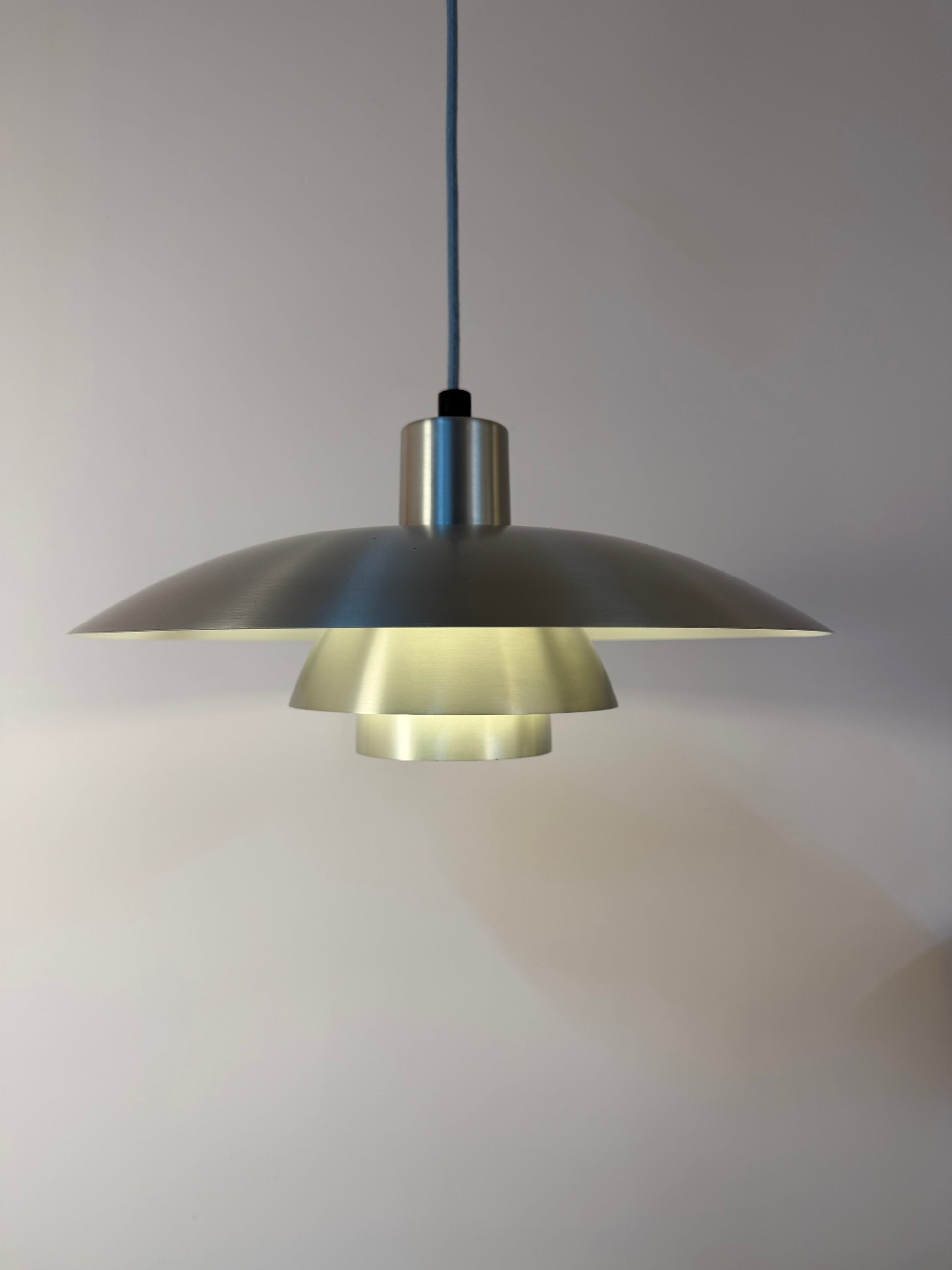 Lamellenlampe PH4/3 silber gebürstet von Poul Henningsen für Louis Poulsen