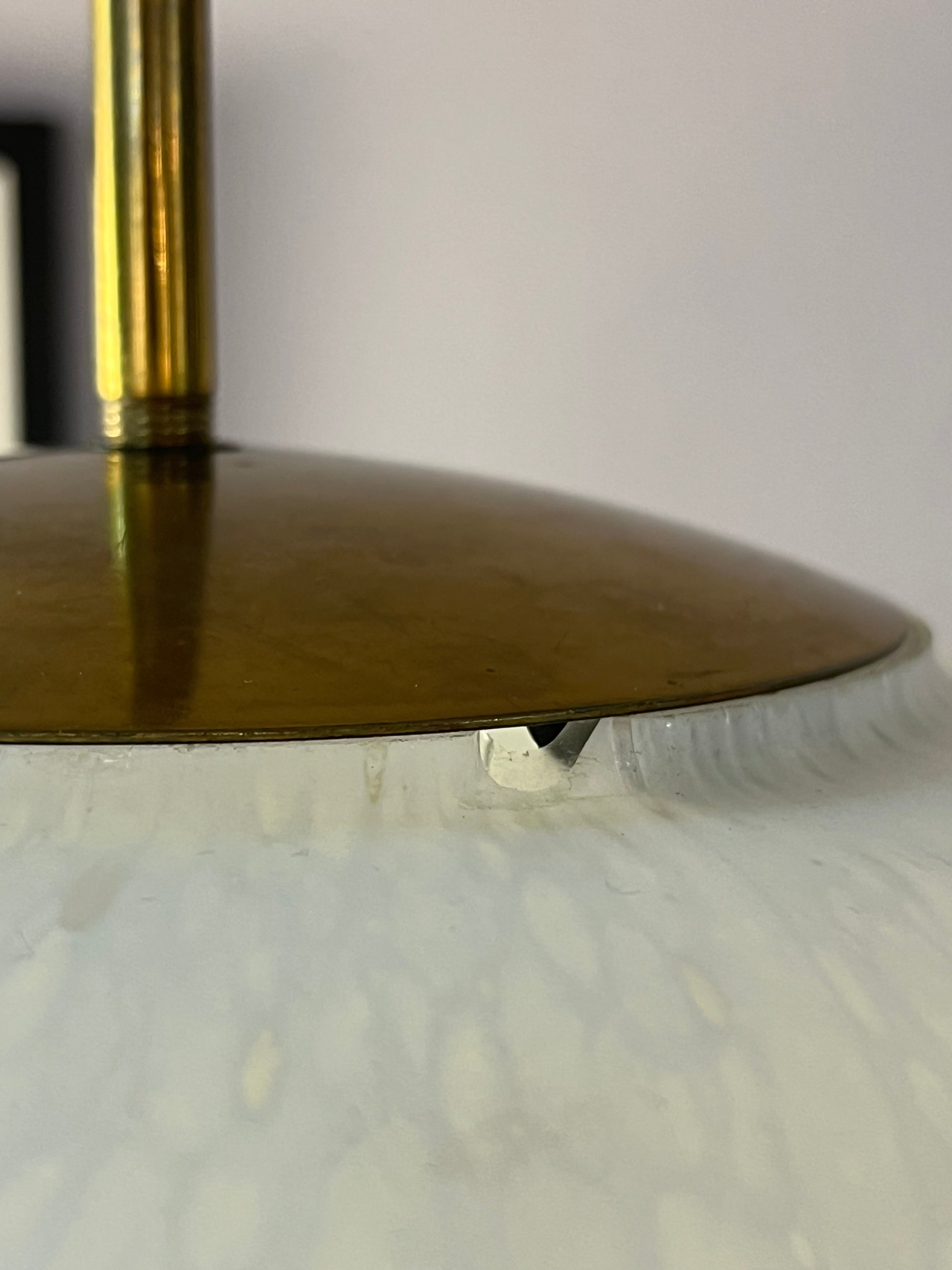 Kugellampe weiß Glas Messing von Peill & Putzler
