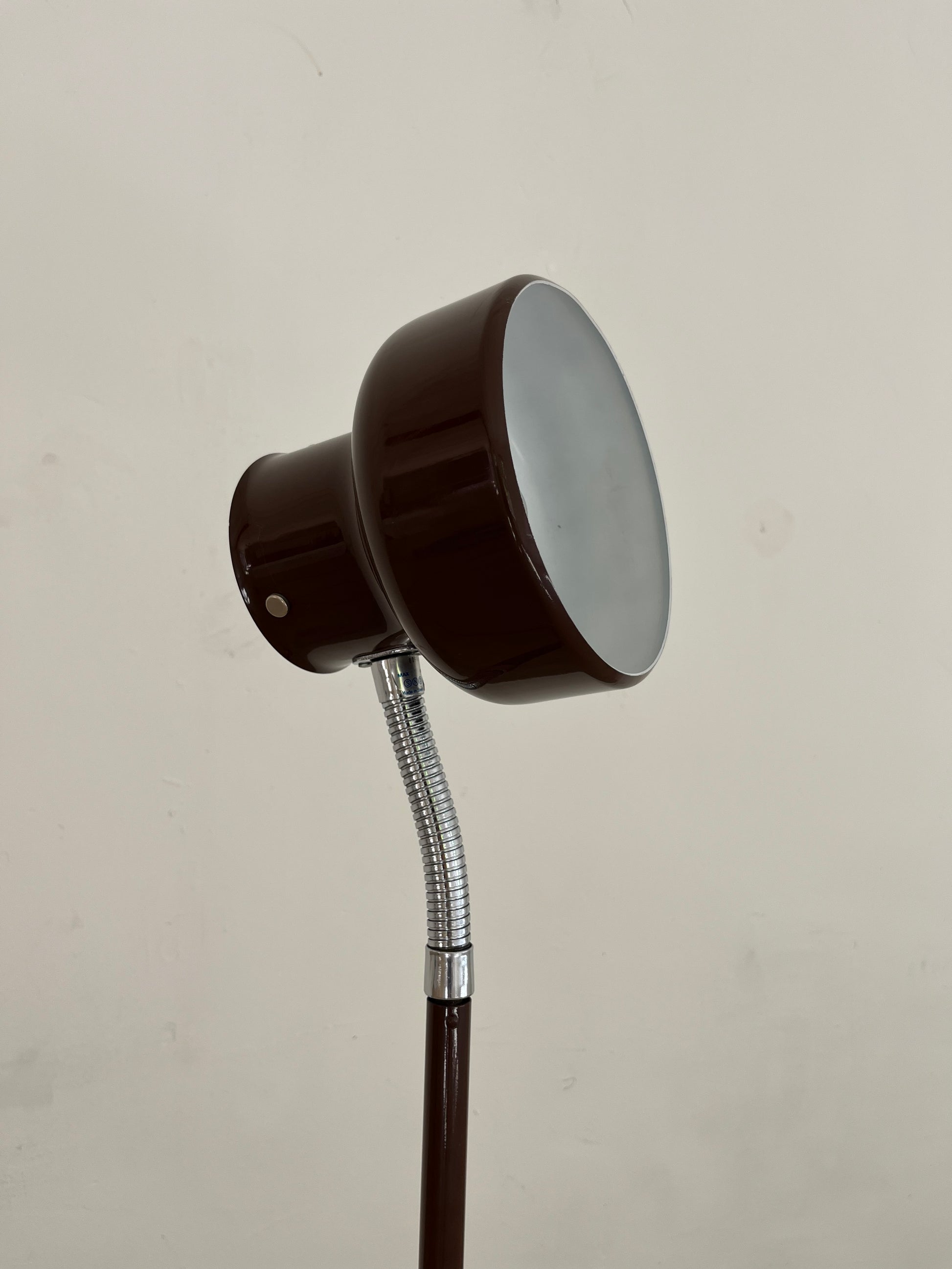 Stehlampe Bumling braun von Anders Pehrson für Ateljé Lyktan