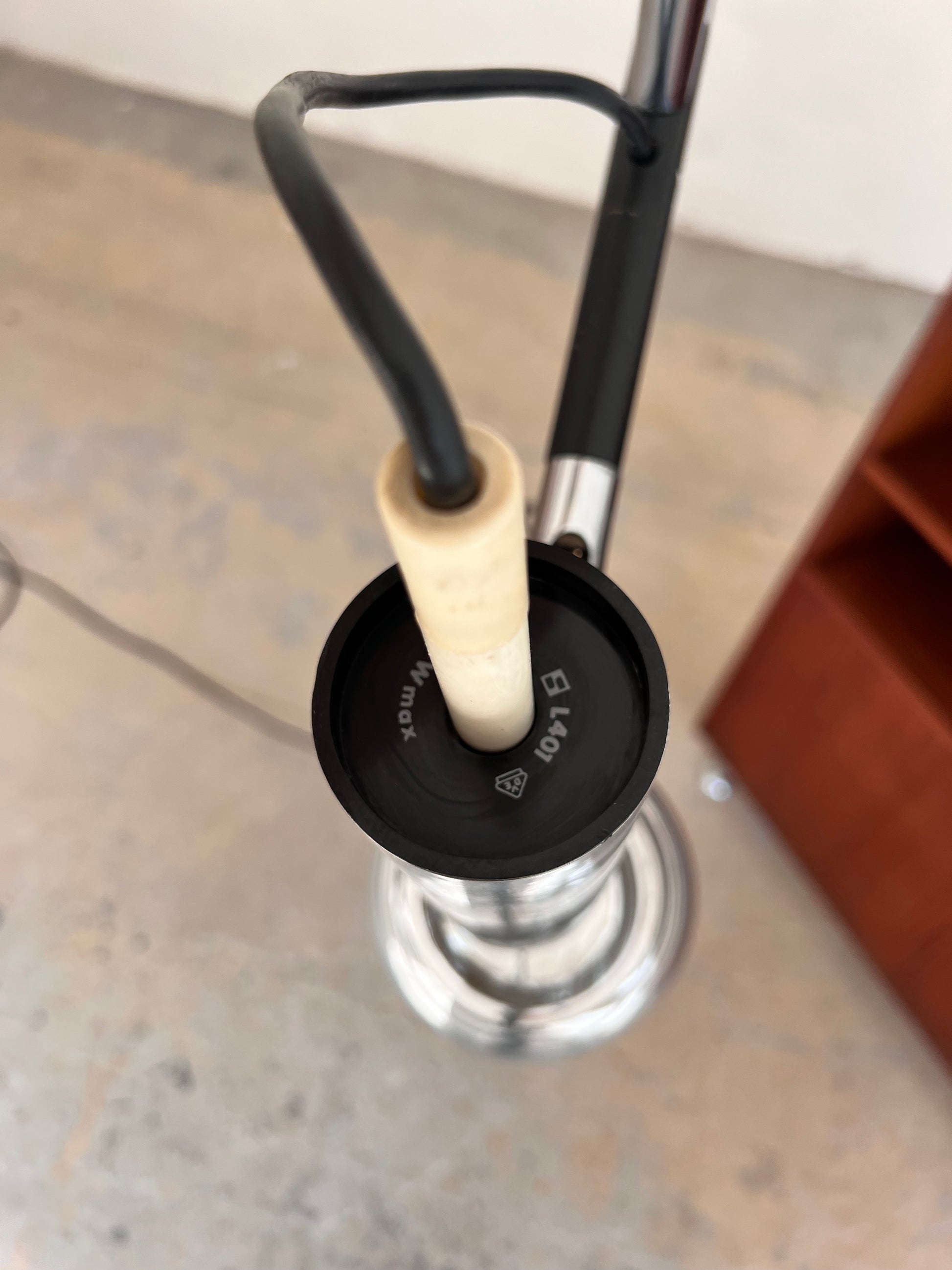 Stehlampe Chrom von STAFF