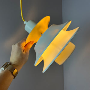Lamellenlampe weiß gelb von Lyskær