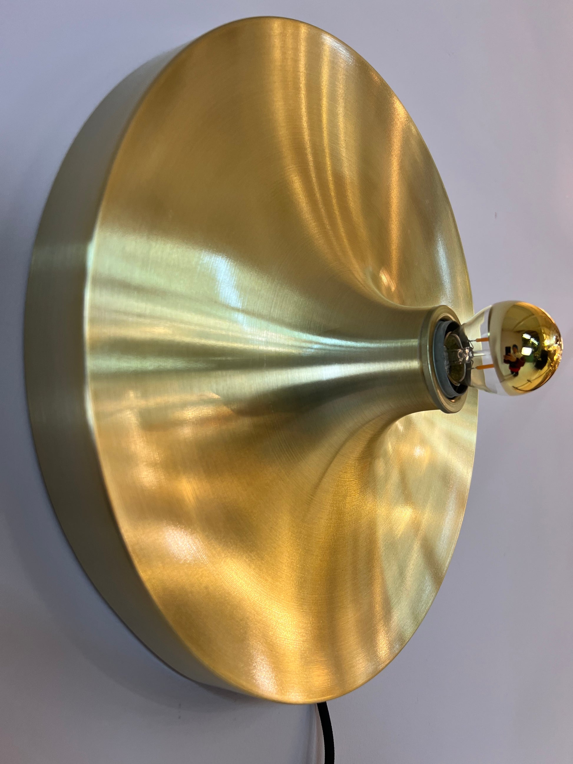 Wandlampe Diskus von STAFF