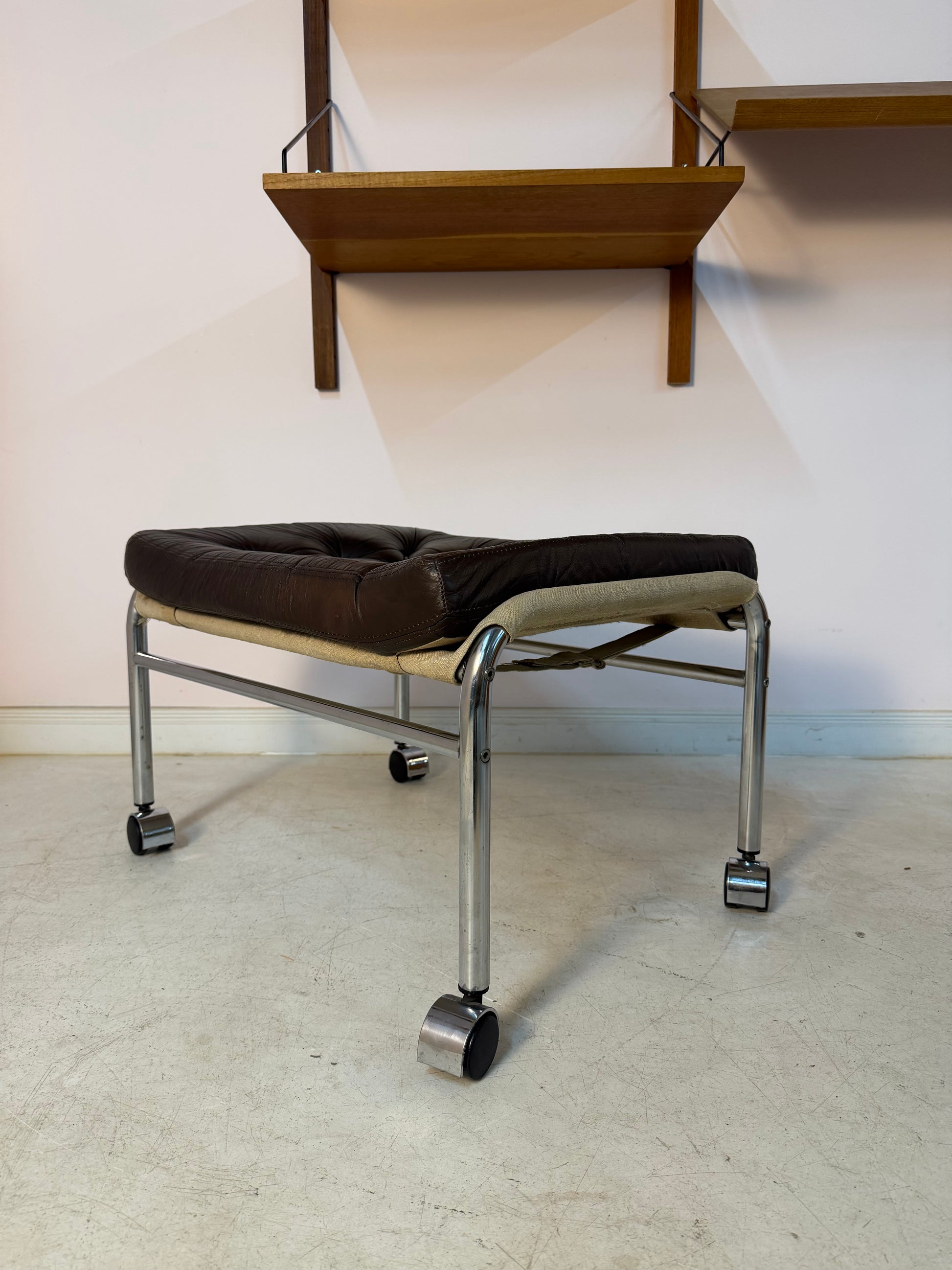 Hocker Modell Bore dunkelbraun Chrom von Noboru Nakamura für IKEA