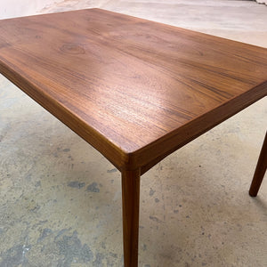 Ausziehbarer Esstisch Teak von Henning Kjærnulf