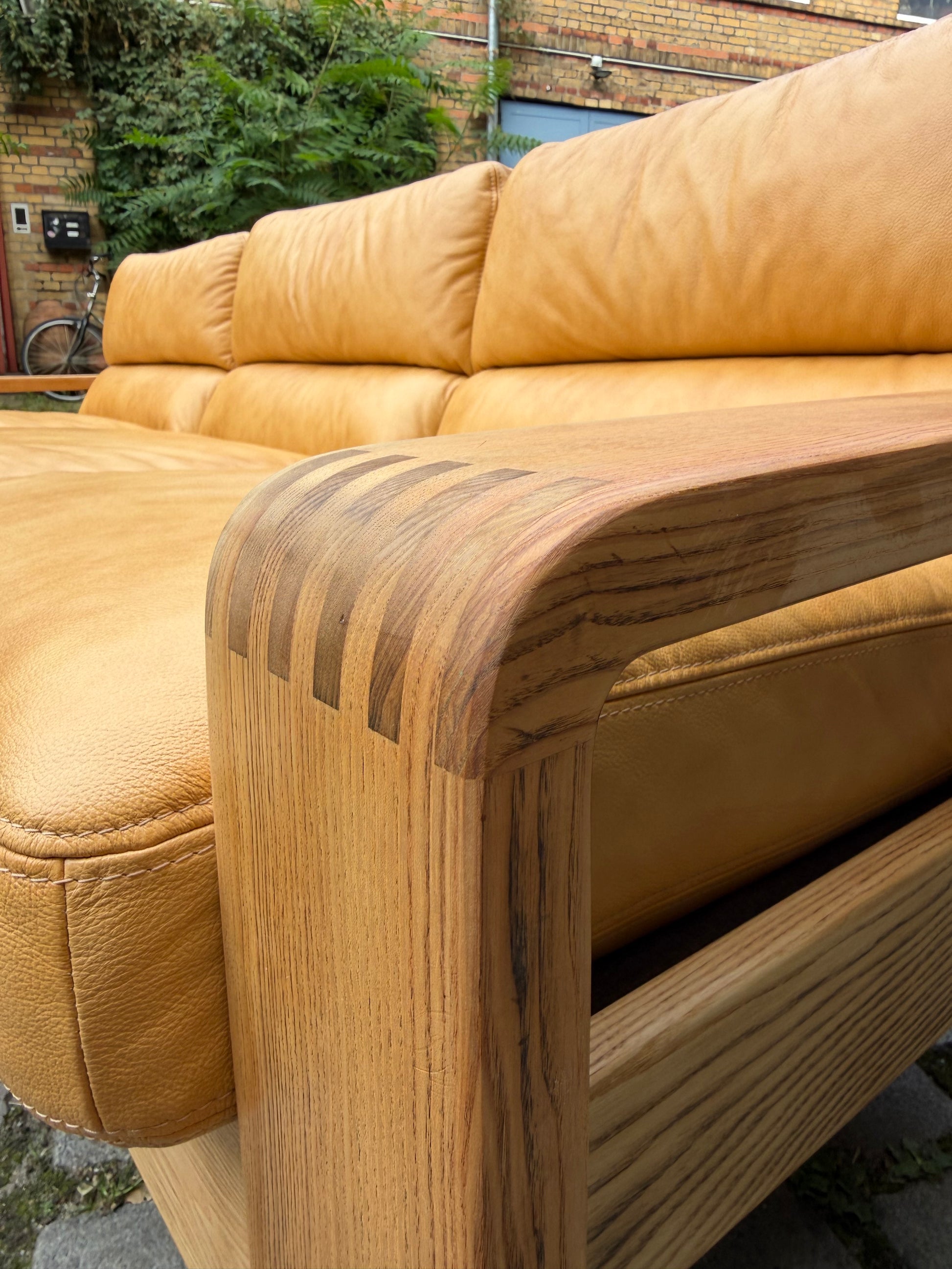 3-Sitzer Sofa gelb Echtleder Holz von Rolf Benz