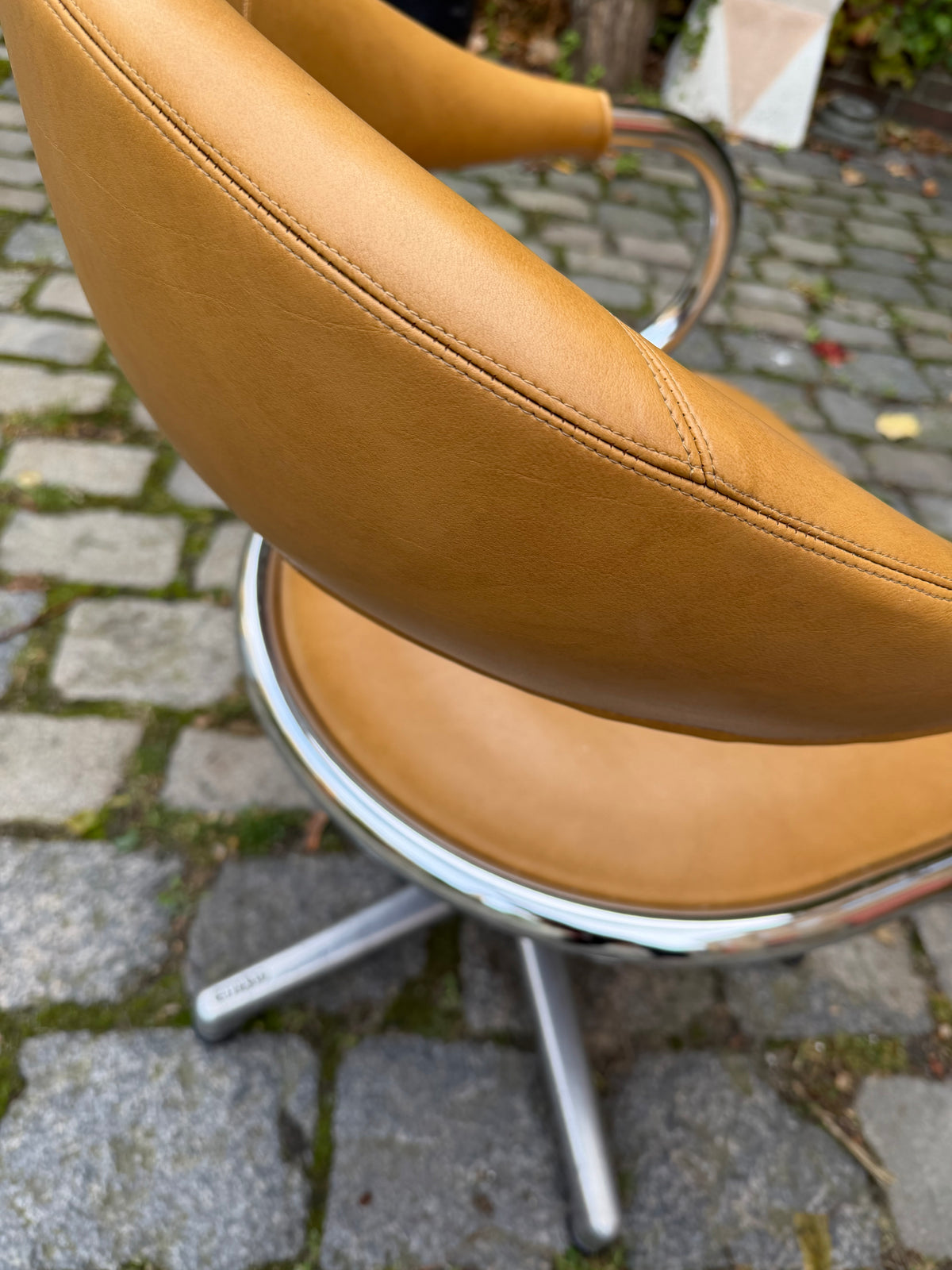 Drehstuhl Chrom Leder von Olymp