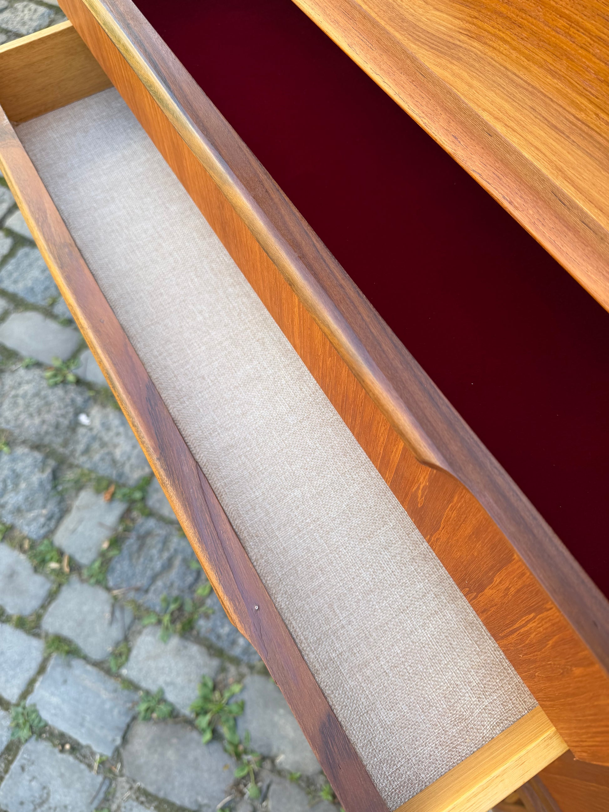 Highboard Teak mit Vitrine & Minibar aus Dänemark