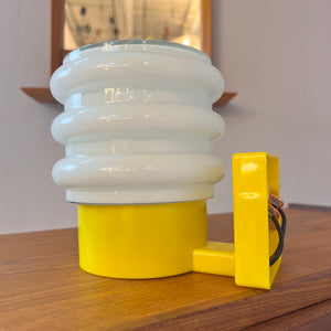 Schwedische Wandlampe 70er