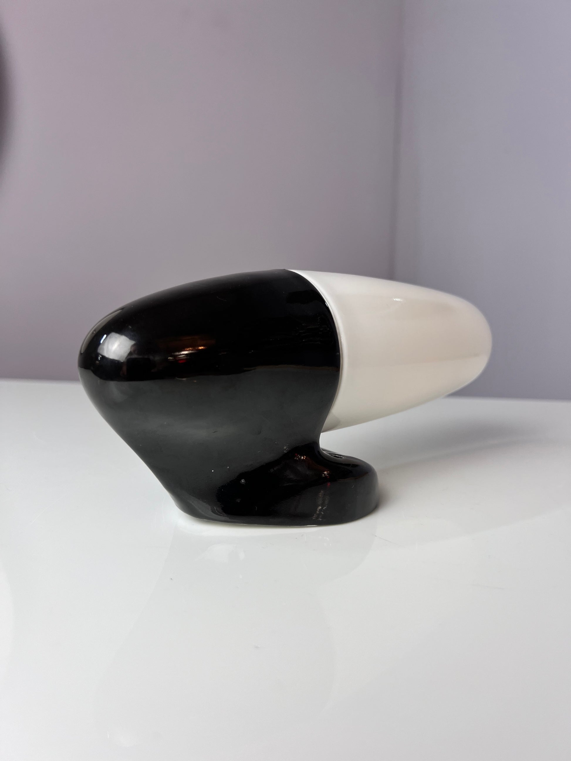 Wandlampe Model 6065 schwarz von Wilhelm Wagenfeld für Lindner