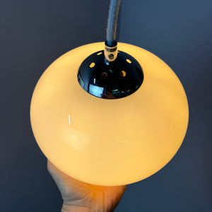 Hängelampe weiß Glas Chrom