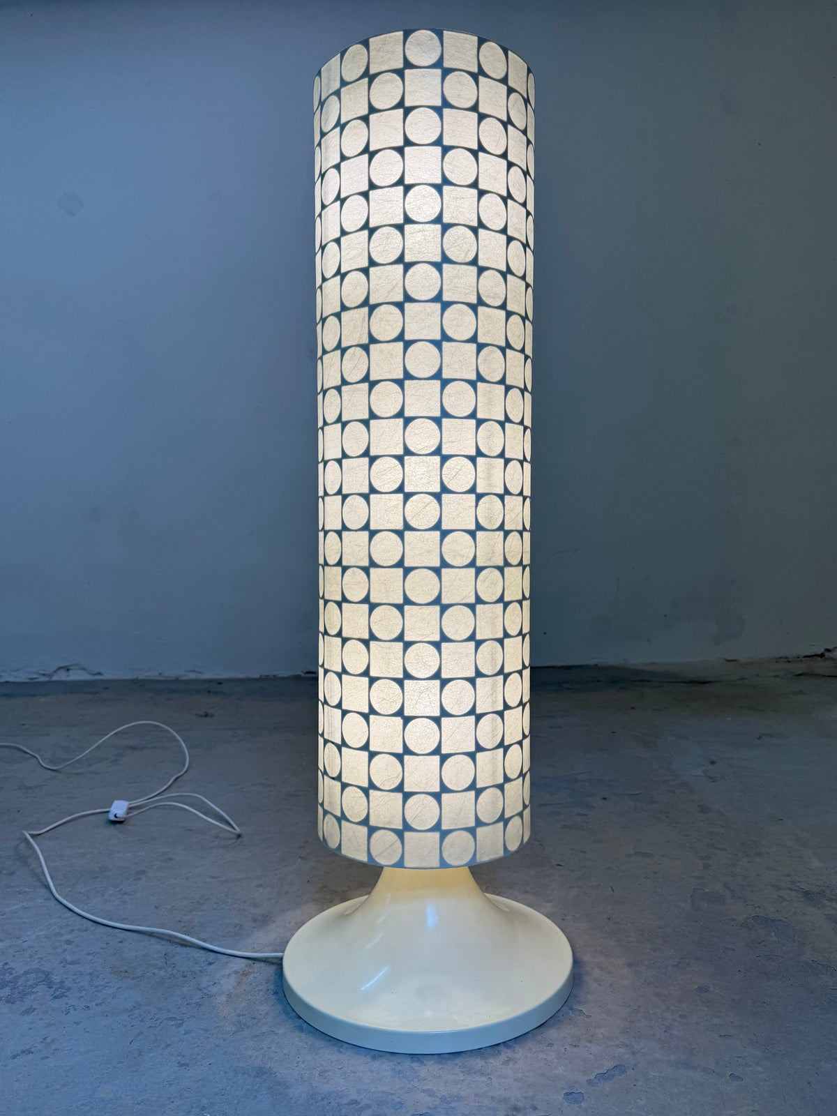 Cocoon-Stehlampe von Goldkant Leuchten