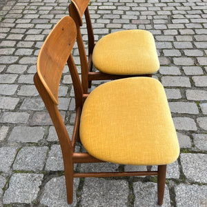 Polsterstuhl gelb Samt Teak