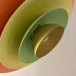 Lamellenlampe neu lackiert peach gelb mint aus Dänemark
