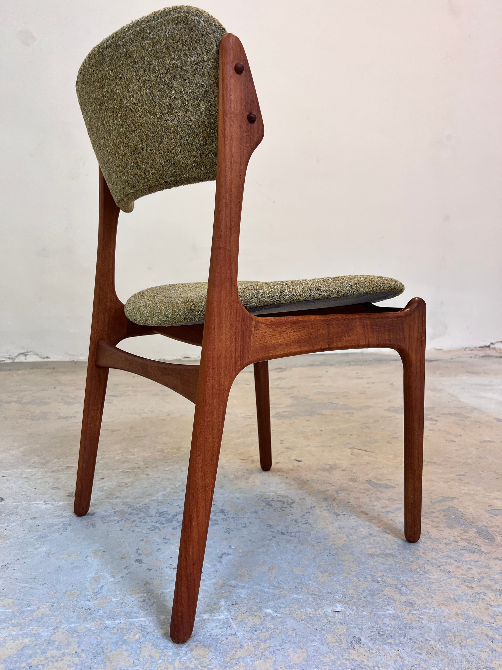 Polsterstuhl grün Teak neu gepolstert von Erik Buch