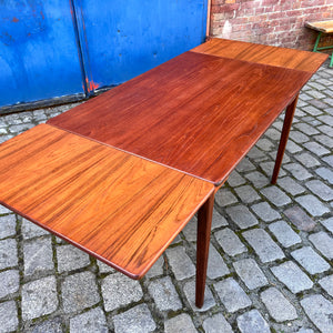 Esstisch Teak ausziehbar aus Dänemark