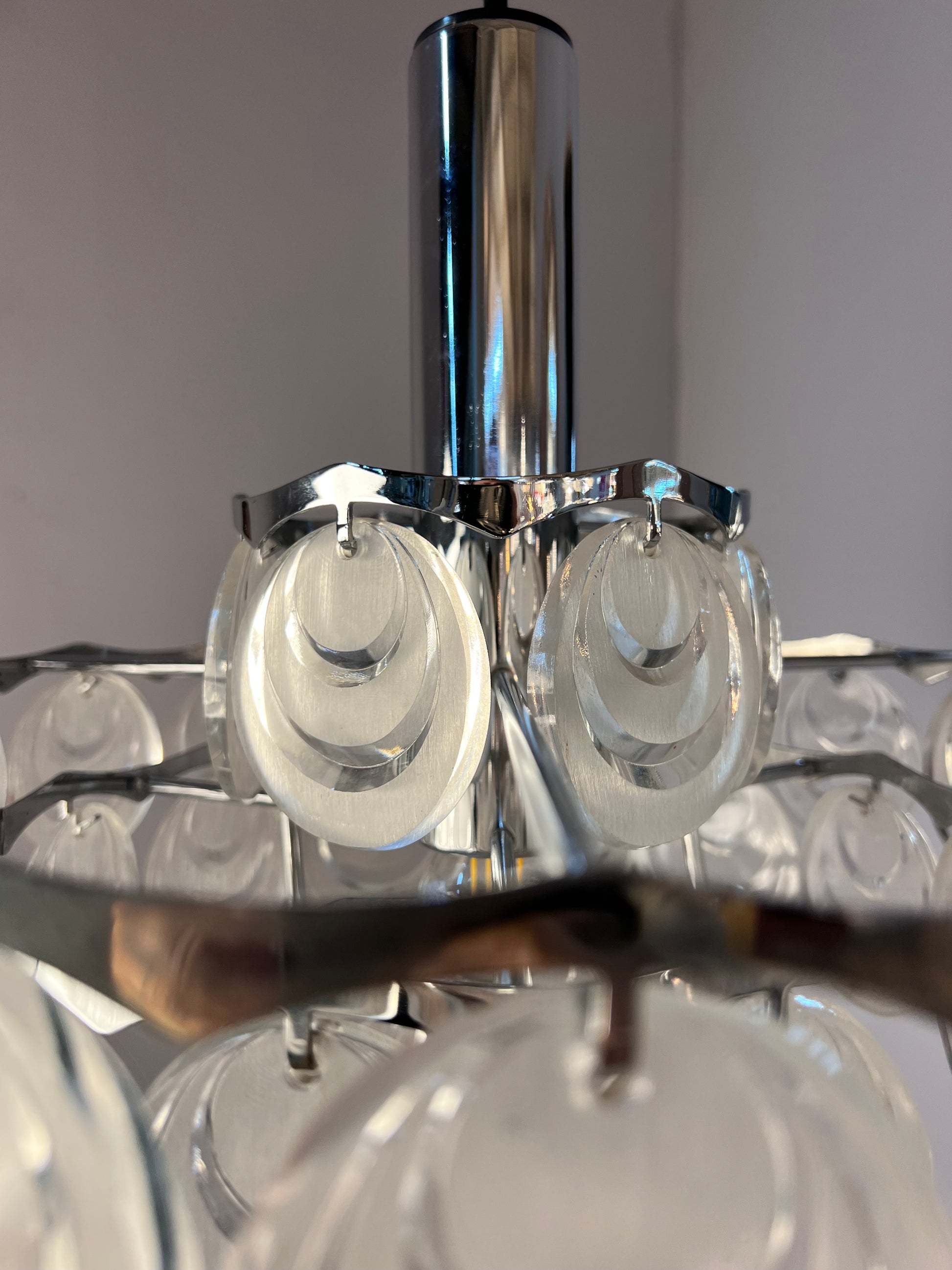 Hängelampe mit Scheiben silber weiß Acrylglas Metall
