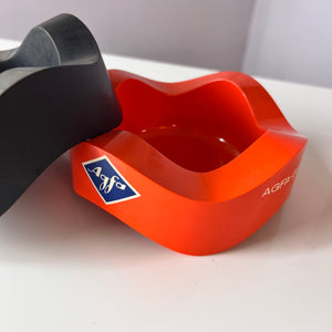 Set: 2 Aschenbecher schwarz rot von Walter Zeischegg für Helit