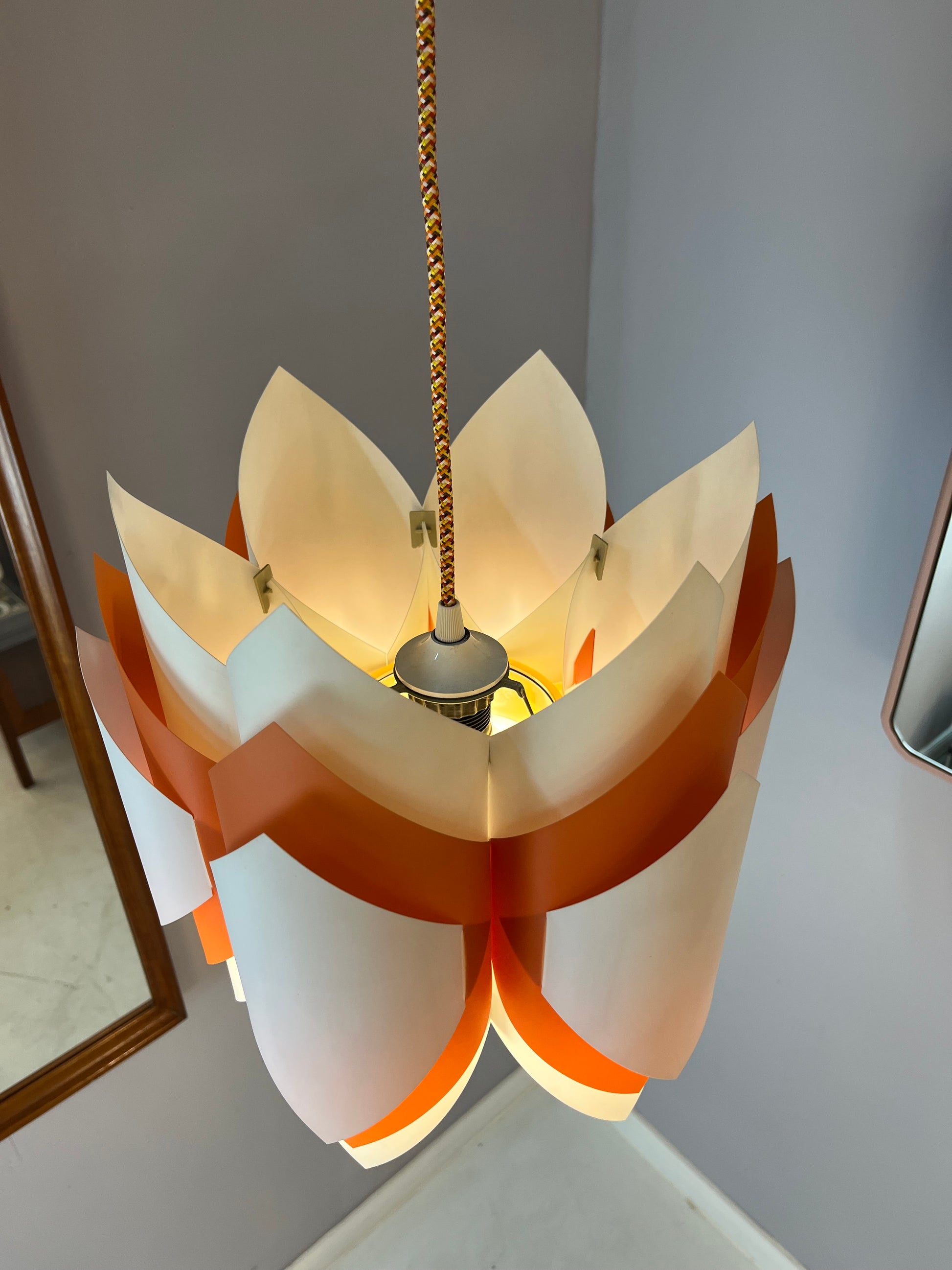 Hängelampe Ballet orange weiß von Lars Schiøler für P.J. Høyrup
