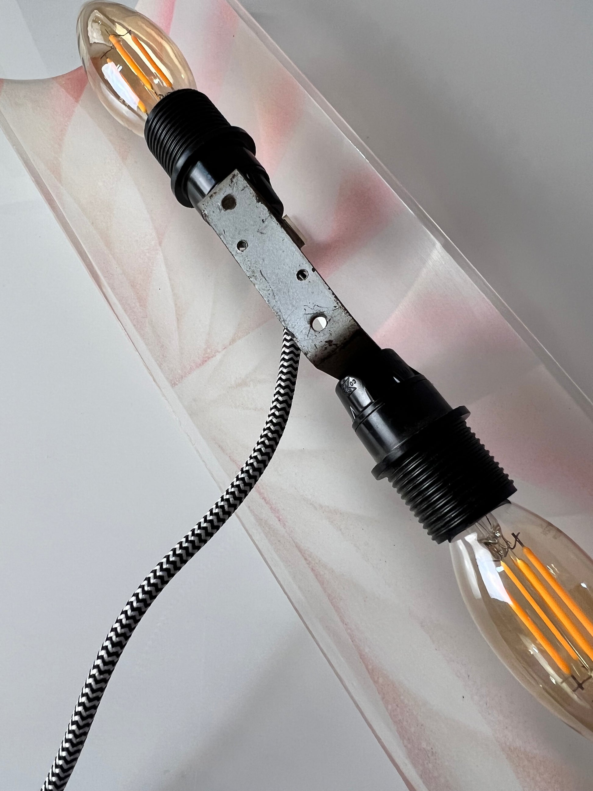 Wandlampe rosa Kunststoff