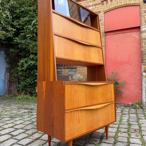 Schrank mit Klappfächern & Vitrine von VEB Möbelindustrie Halle
