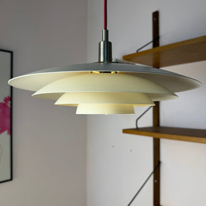 Lamellenlampe cremeweiß aus Dänemark