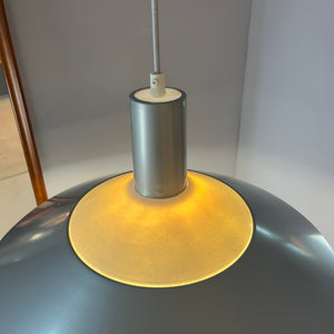 Hängelampe Modell 118564 grau weiß von Louis Poulsen