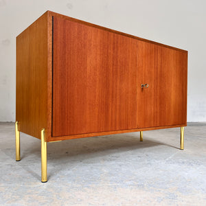 Kommode Teak mit Schranktüren & Schloss von IDEE Möbel