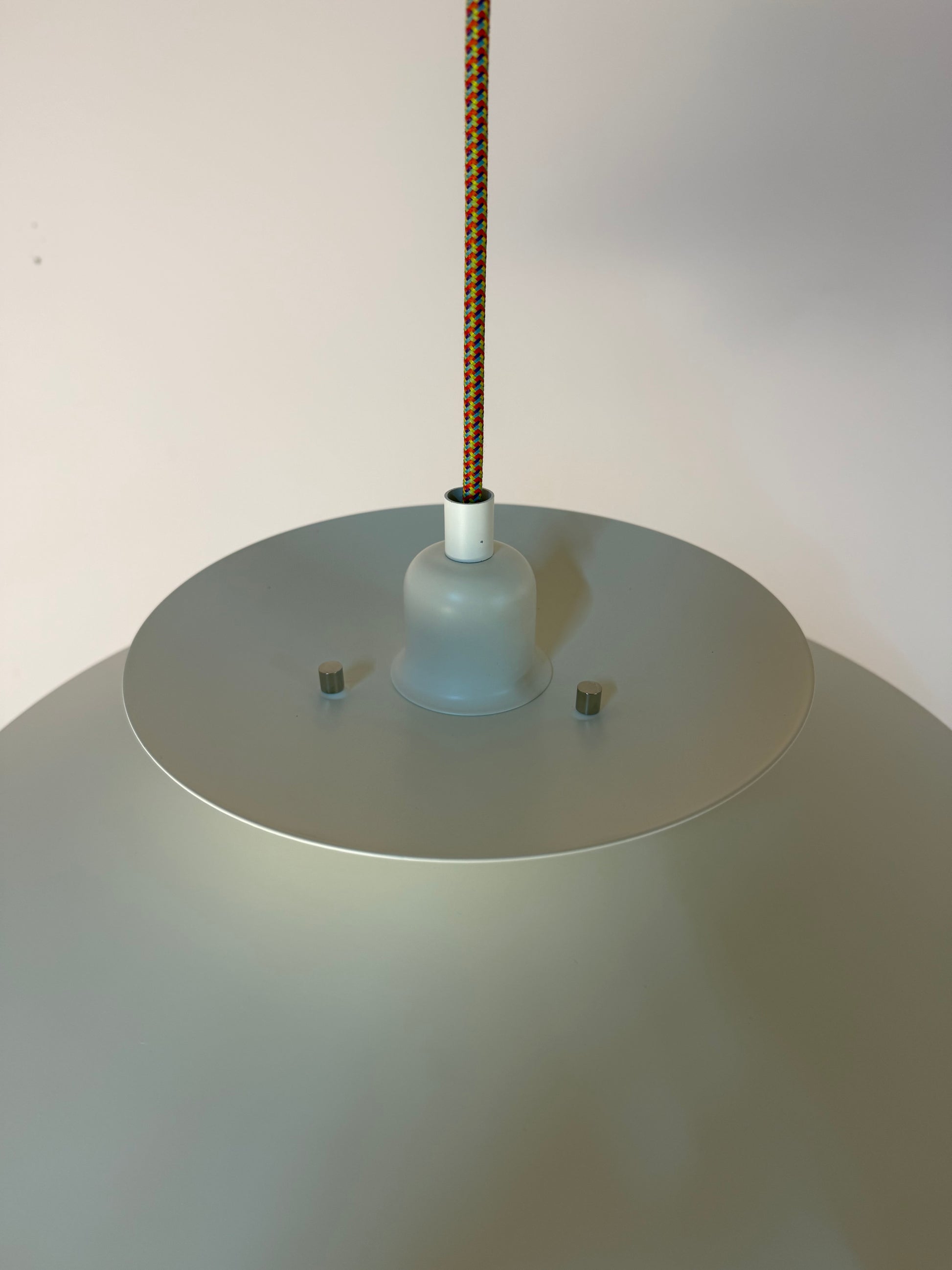 Lamellenlampe Typ 4450 weiß von Lyfa