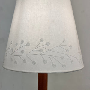 Stehlampe Teak mit verziertem Stoffschirm aus Dänemark