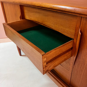 Sideboard Teak von Gunni Omann für Aco aus Dänemark