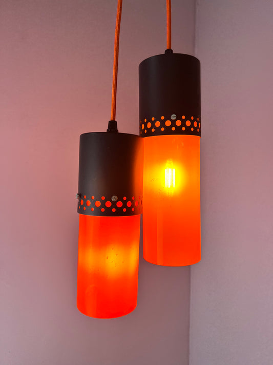 Hängelampe orange schwarz Kunststoff Metall